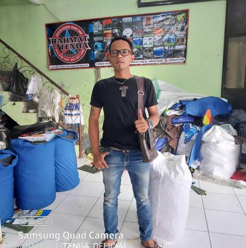 Jual tenda lipat tenda kemah tenda komando dan tenta promosi tenda bencana Tenda Militer kuh